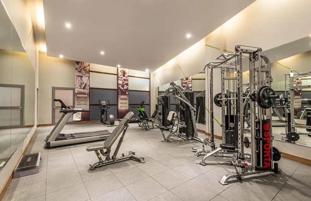 Voyage Hotel & Suites-1