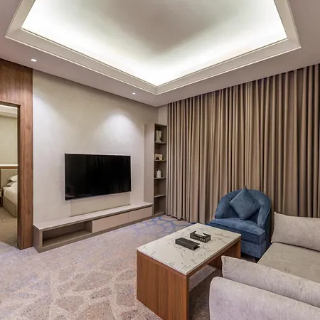 Voyage Hotel & Suites-3